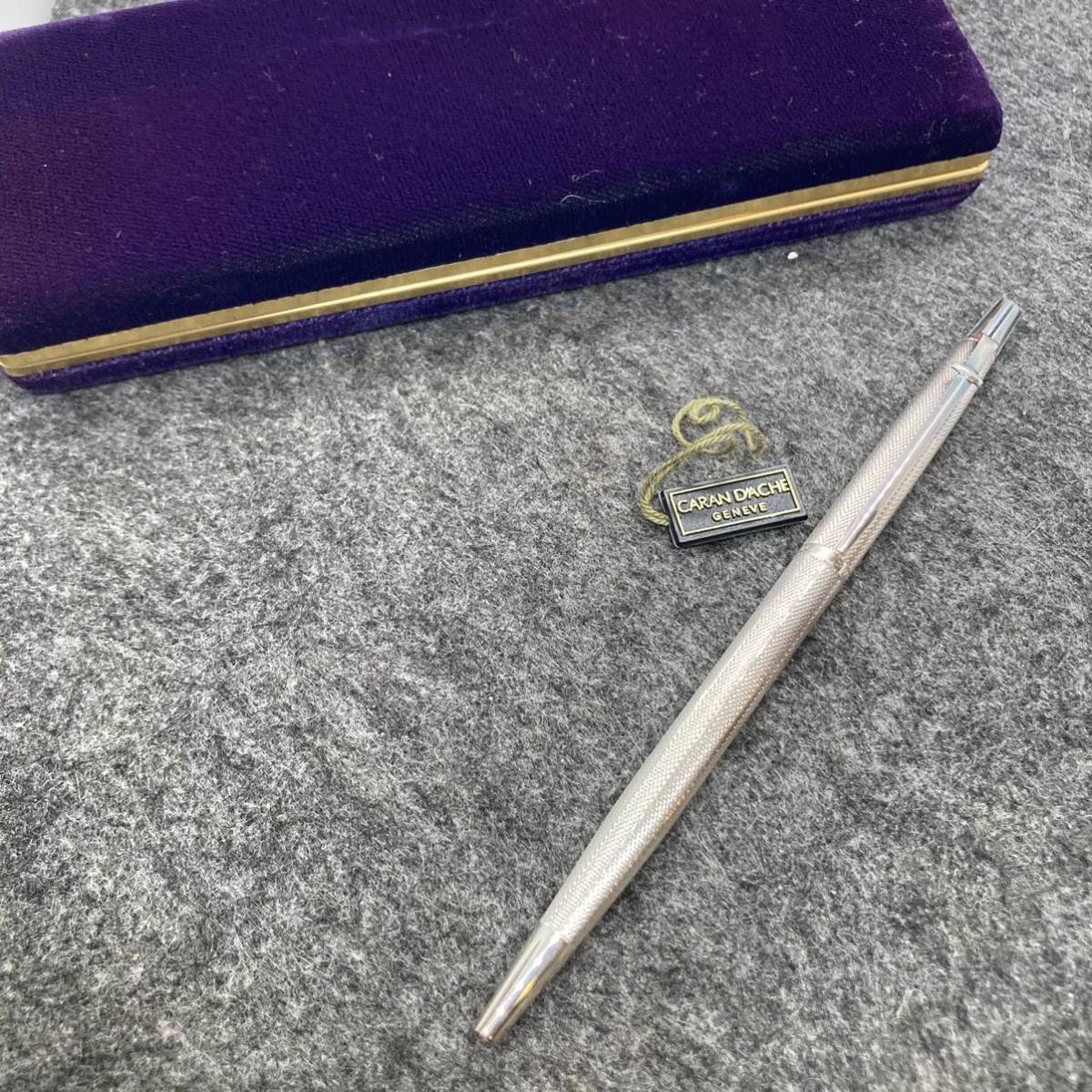 PE203□CARAN DA'CHE カランダッシュ ツイスト式 ボールペン シルバーカラー 筆記未確認 レトロ ヴィンテージ