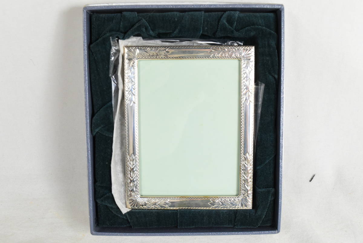 銀座ワコーWAKO 銀製フォトフレームSILVER970 唐草模様写真立て