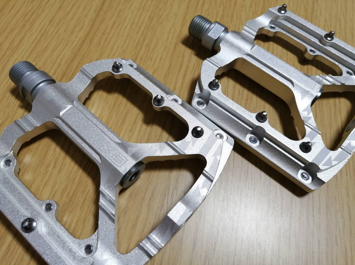ジャンク 3T ERGONOVA TEAM □ カーボンハンドル 380mm/31.8mm □ 3T