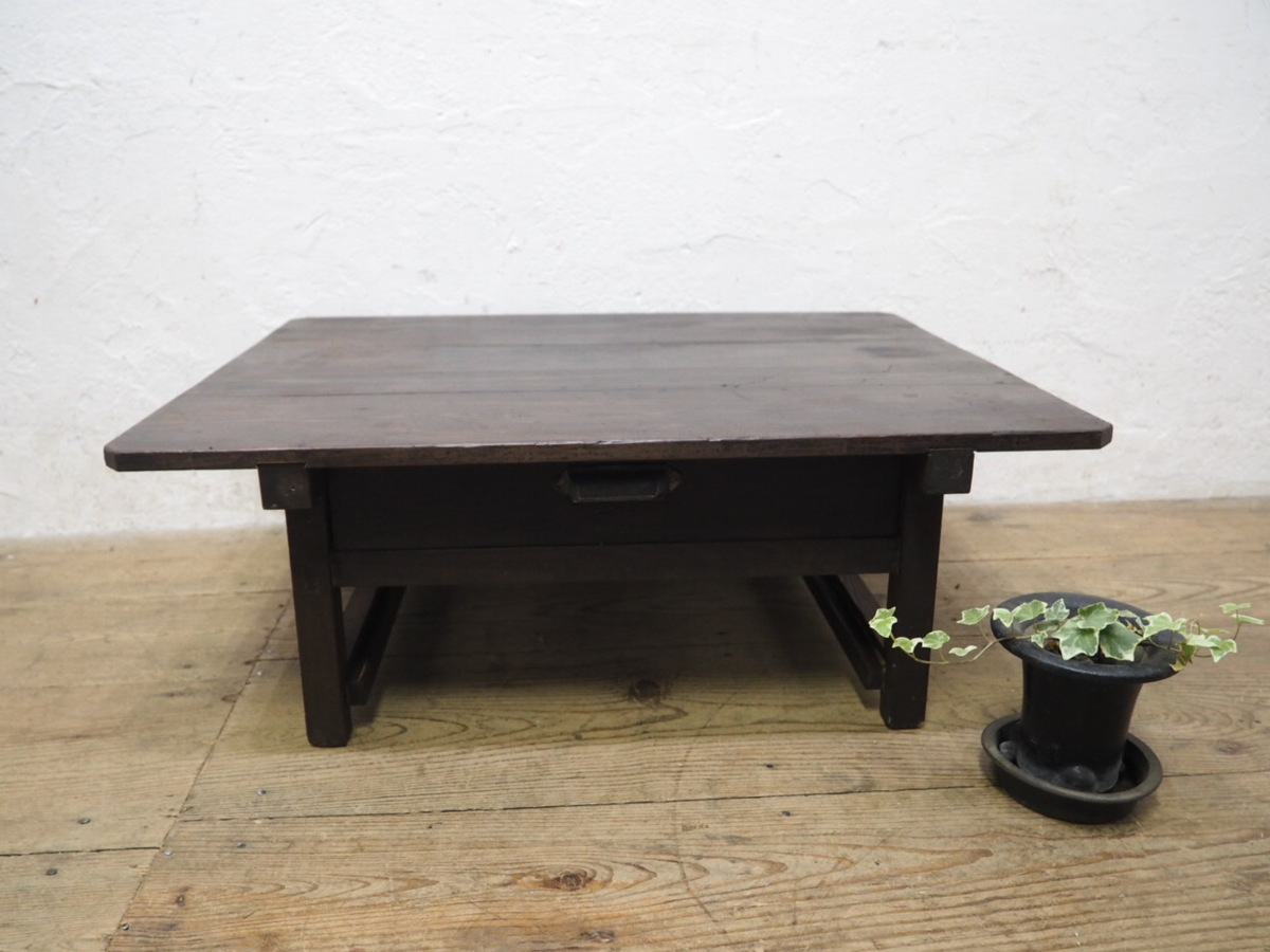 タW0762◆天板W76cm×D60cm◆ビンテージ◆レトロな味わいの古い木製文机◆座卓 ちゃぶ台 デスク ローテーブル 陳列台 アンティークK笹4
