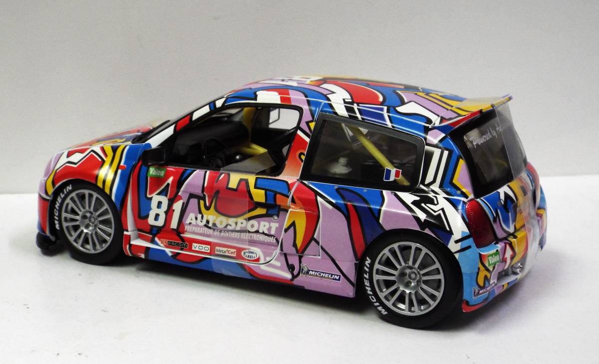 レベル(Revell)】1/18 ルノー スポーツ クリオ V6 トロフィ #81 オート