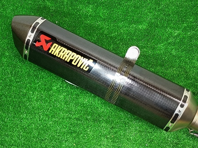 ZX-10R C型 04-05 AKRAPOVIC (アクラポビッチ) S/Oマフラー(美品）