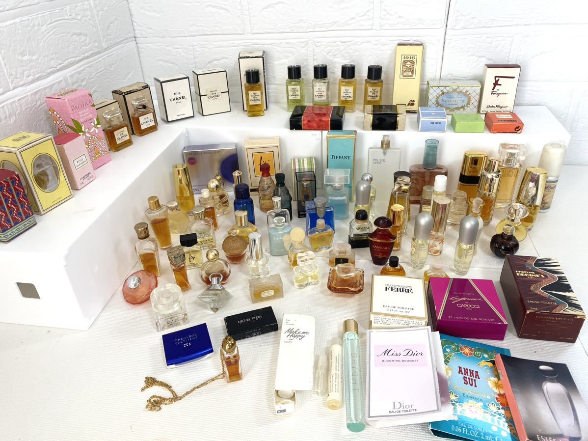 大量ミニ香水まとめ　シャネル Dior ティファニー　ゲラン　カルバンクライン等