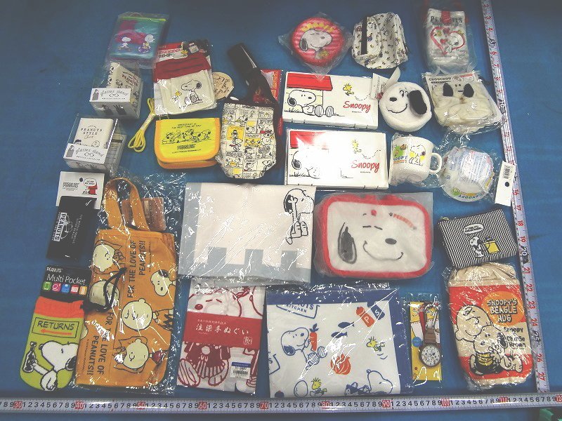 Kぬも0898 新品 スヌーピー グッズ まとめて 計24点セット SNOOPY ピーナッツ ポーチ PEANUTS 大量