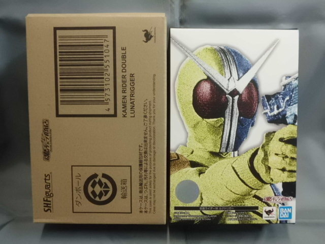 フィギュアーツ) 限定 S.H.Figuarts 真骨彫製法 仮面ライダーW