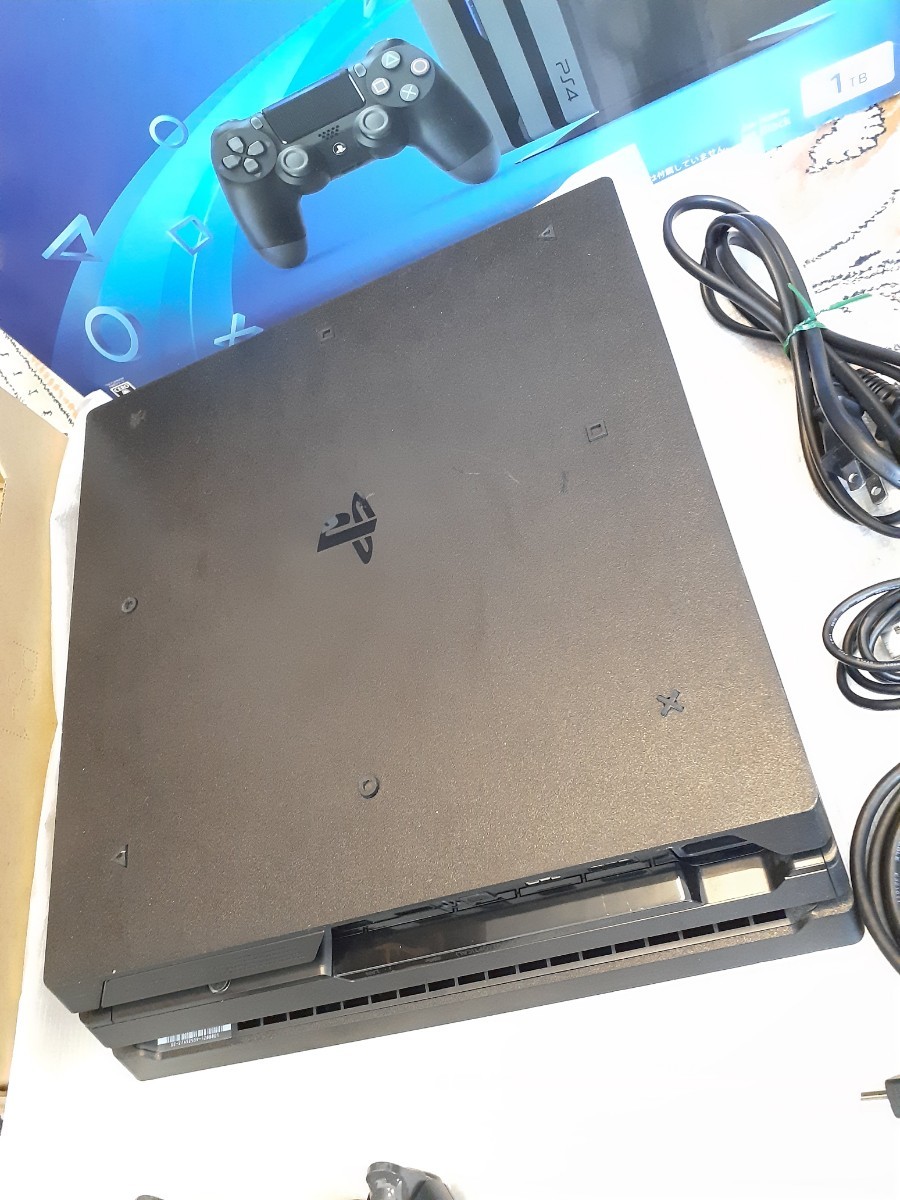 良品 PS4Pro CUH-7100B 本体一式 迅速配送 送料無料 動作品 ジェット 