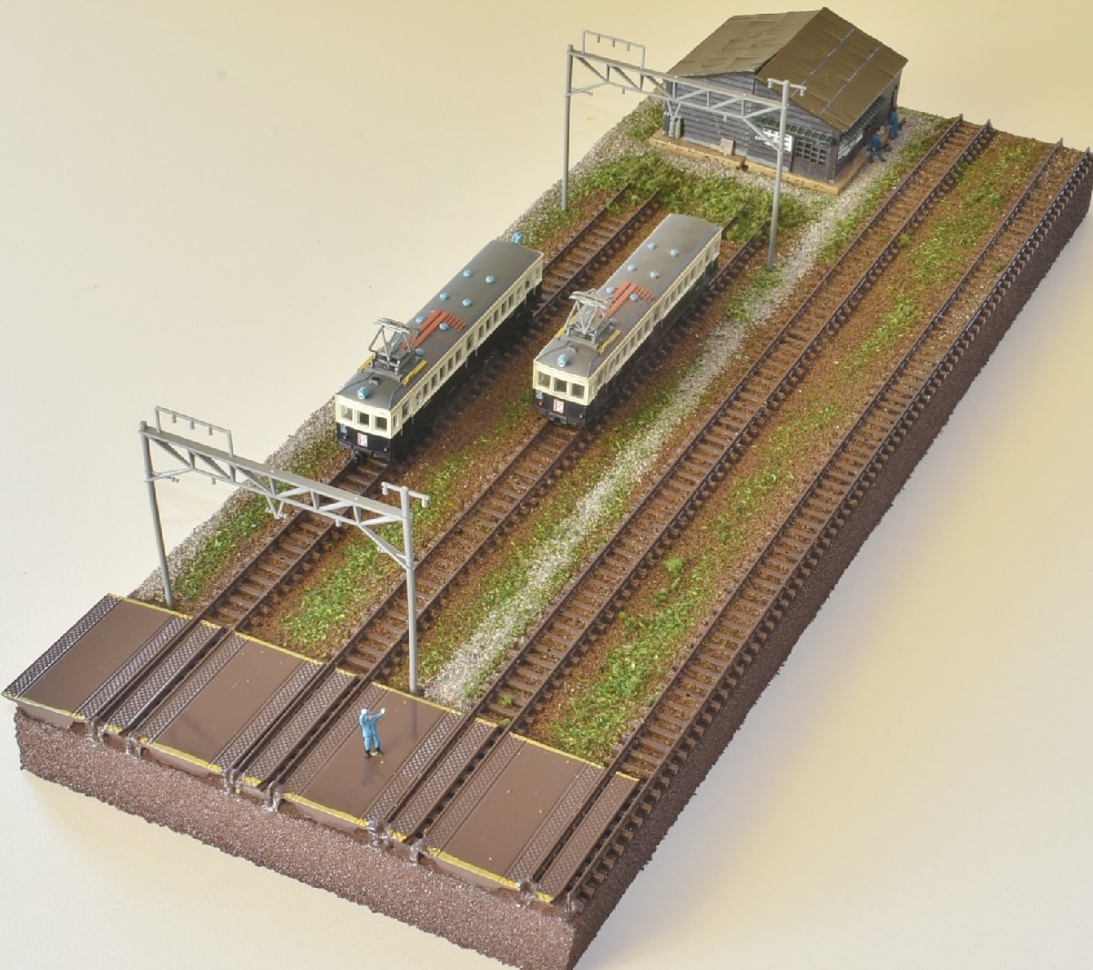 37×26cm Nゲージ用 鉄道ジオラマ展示台 車両展示台 鉄道模型 HOゲージ