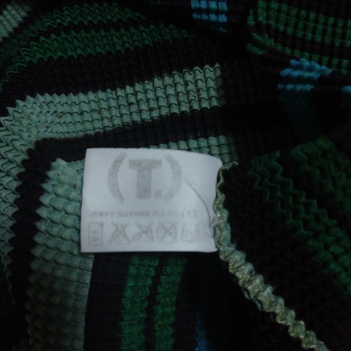 イッセイミヤケ(T) ISSEY MIYAKE ハイネック半袖シャツ サイズ3 MIYAKE