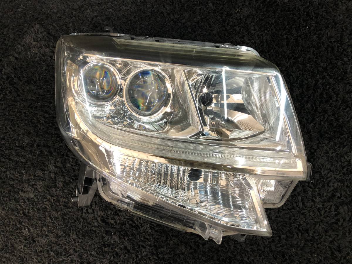 ○ ハイゼットカーゴ ○ 右ヘッドライト （ハロゲン球）○SS321V/S331V
