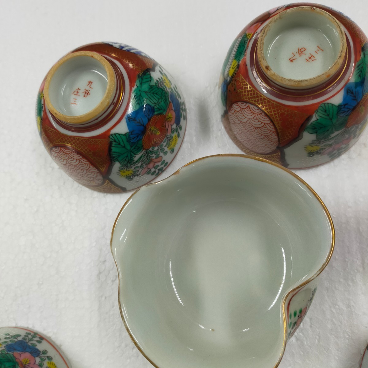 九谷 金彩色絵 庄三作 茶壷 煎茶(A374) 九谷 金彩色絵 庄三作 茶壷