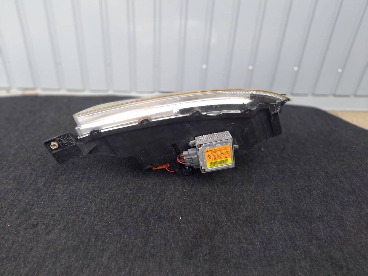 中古品】日産 グロリア セドリック Y34 後期 純正 HID ヘッドライト