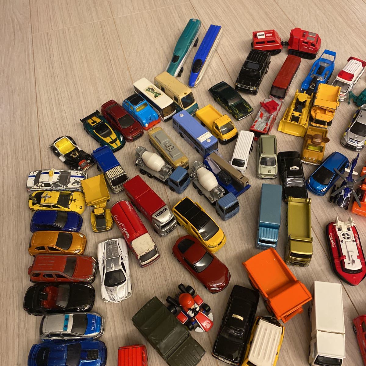 トミカ 130台 まとめ売り 新品未使用 8トミカ TOMICA 大量 まとめ売り まとめて約130台セット廃盤廃番レア