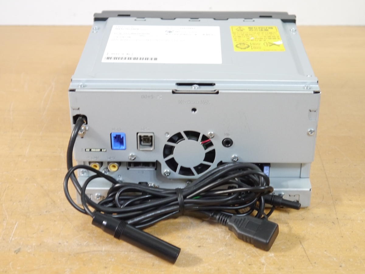 KENWOOD ケンウッド メモリーナビ MDV-L504W フルセグ⁄DVD⁄SD