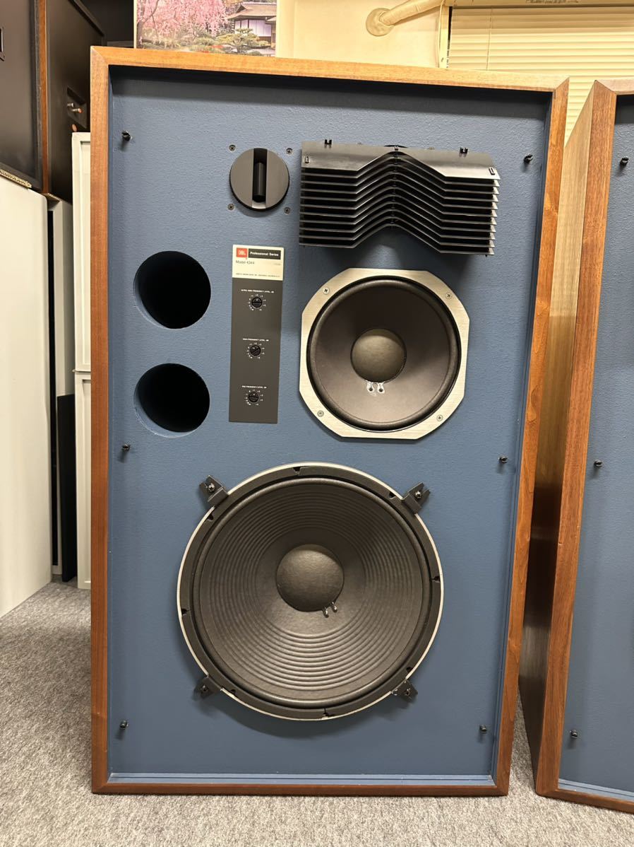 JBL 4344 スピーカーペア。動作品。元色。美品。エツジ交換済み