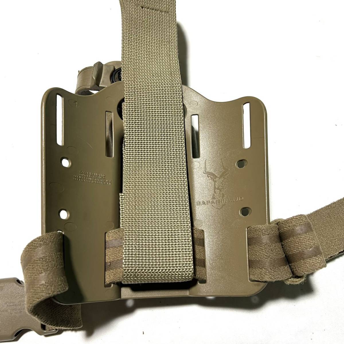 サファリランド　p-220 p-226用ホルスター 6004-77 SIG ≪SAFARILAND≫ 6004-77レッグホルスター P-220&P-226 / ブラック (NEW)