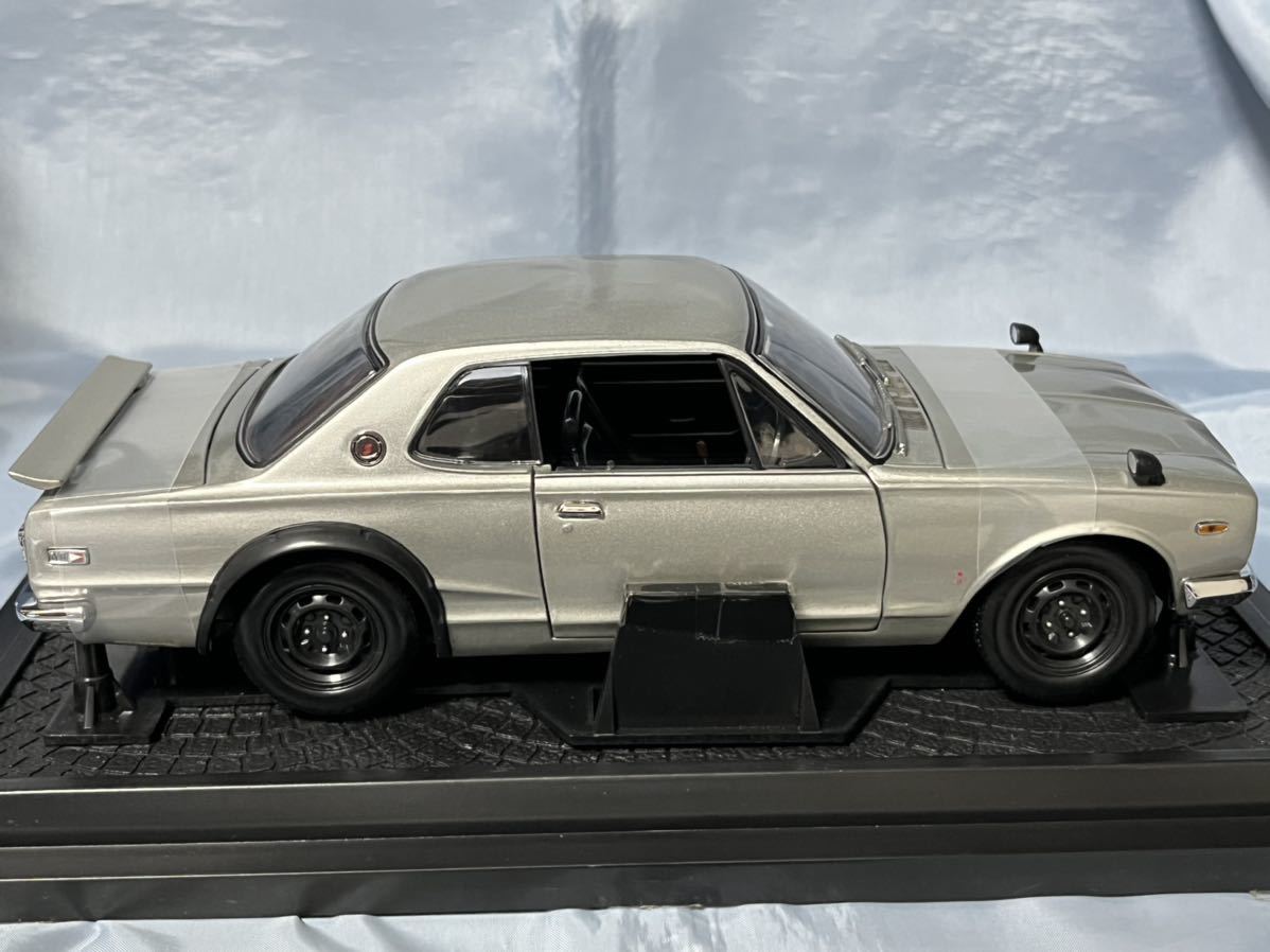 京商製 ニッサン スカイライン 2000 GT-R (KPGC10) ハコスカ シルバー