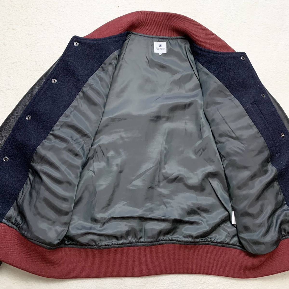 ポールスミス【極上の牛革】Paul Smith r.newbold スタジャン レザー 