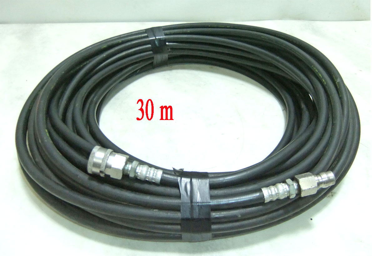 おすすめ商品◎高圧洗浄ホース　30ｍ【動作 確認済】 中古品