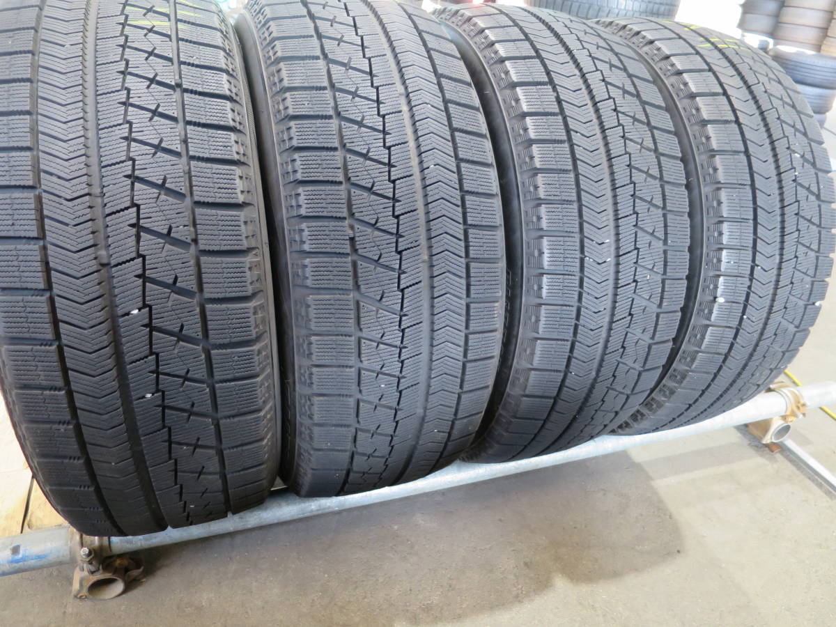 215/50R18 92Q ◆ブリヂストン BLIZZAK VRX◆ 4本 B541 スタッドレス