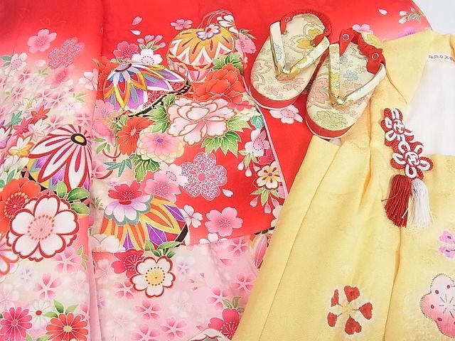 平和屋2□七五三 女の子 3歳 祝着 被布・草履セット 駒刺繍 手毬草花