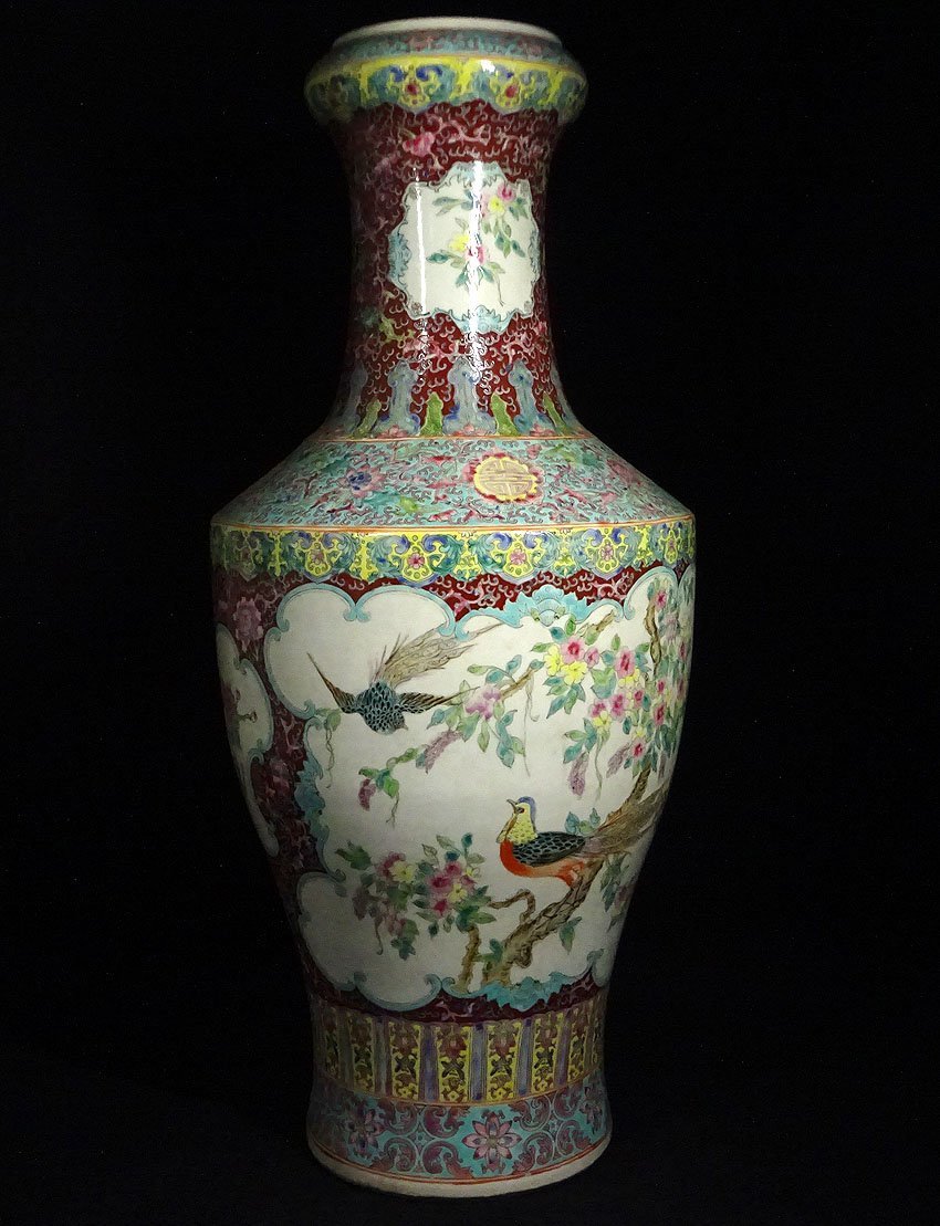 中国美術 乾隆年製銘 粉彩花鳥図大花瓶 孔雀牡丹図 五彩手描 飾壺 唐物