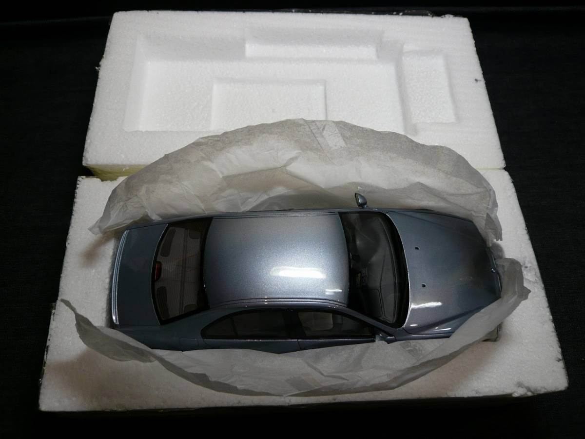 OttO mobile　1/18　BMW M5　ミニカー