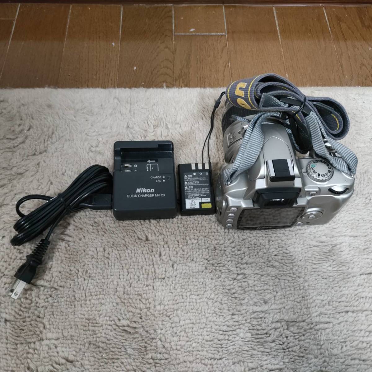 Nikon ジャンク Nikon D40 デジタル一眼レフ カメラ レンズキット AF-S