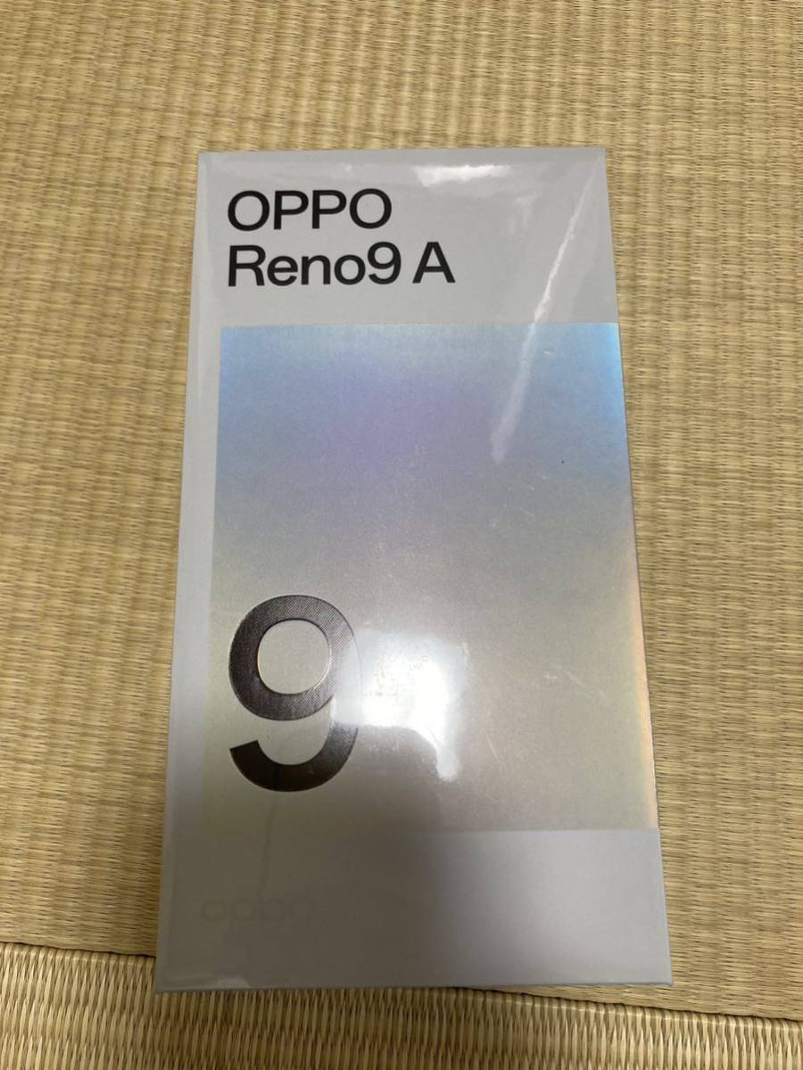 送料無料　新品 未使用 OPPO Reno9 A ムーンホワイト SIMフリー 本体 y!mobile 128GB/8GB　一括購入