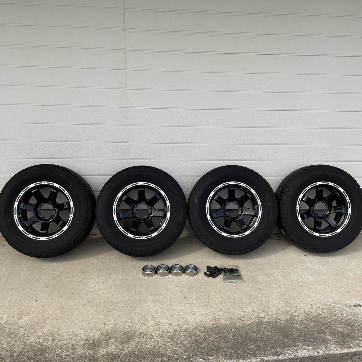 ☆売り切り！マッドクロス 17インチ7.5J +28 ホイール&ブリヂストンBS