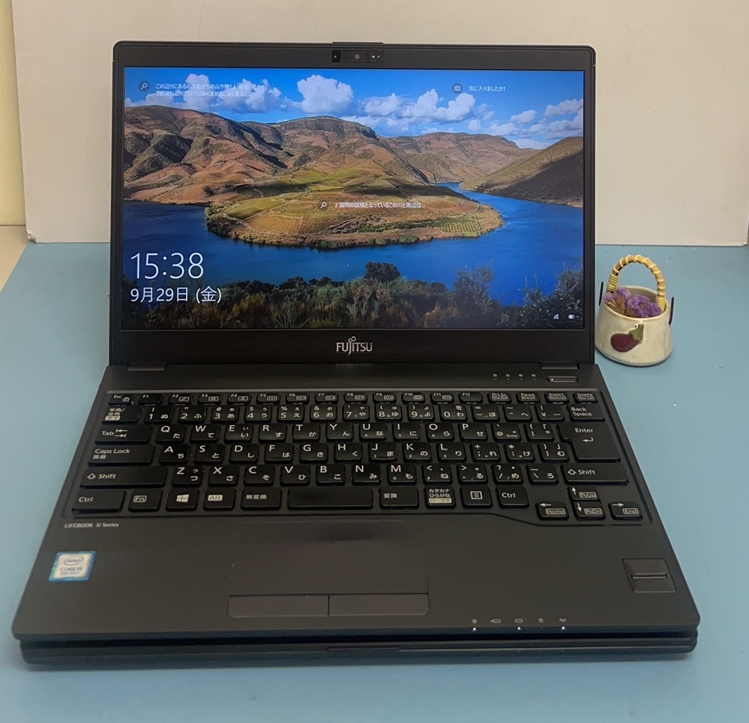 中古ノートパソコン★2台セット★Windows10★FUJITSU　Core i5-8350U/1.90GHz/4GB/M.2 128GB/13インチ以上★