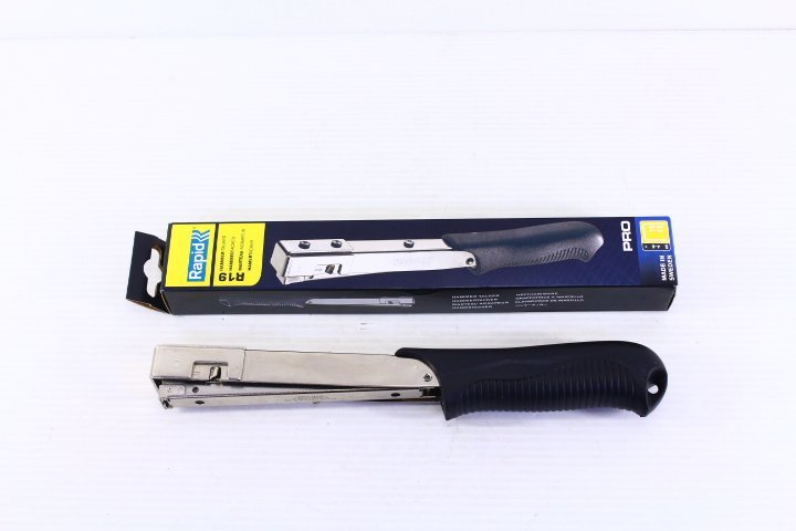 ラピッド ハンマータッカー R19 新品同様 送料無料 【k130】 未