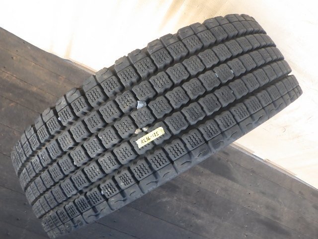 r536-135 ★ 中古 スタッドレスタイヤ 275/70R22.5 148/145J ブリヂストン 1-0 トラック タイヤ