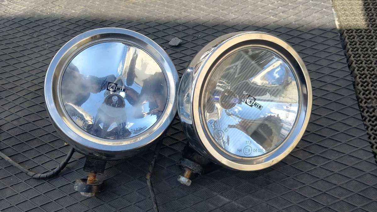 車 【4 画像】CIBIE シビエ ヘッドライト フォグランプ 凹み 車