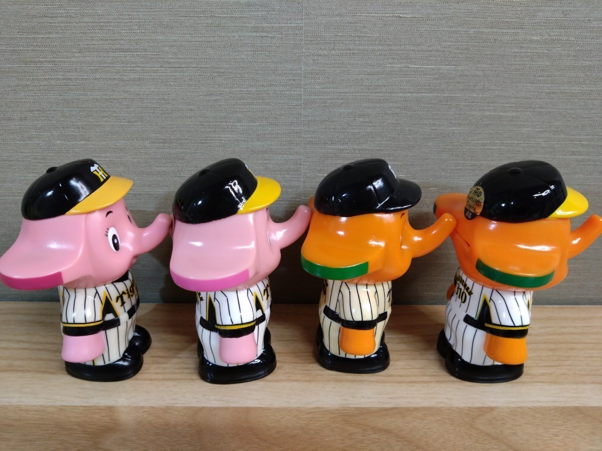 阪神タイガース サトちゃん サトコちゃん ソフビ貯金箱 4個セット☆佐藤製薬☆コインバンク☆プロ野球☆フィギュア☆人形☆現状渡し