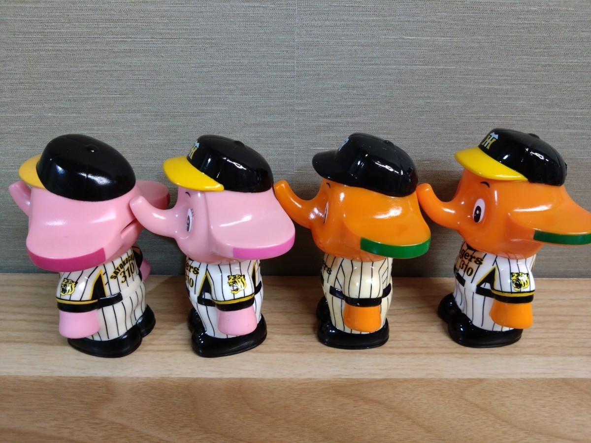 阪神タイガース サトちゃん サトコちゃん ソフビ貯金箱 4個セット☆佐藤製薬☆コインバンク☆プロ野球☆フィギュア☆人形☆現状渡し