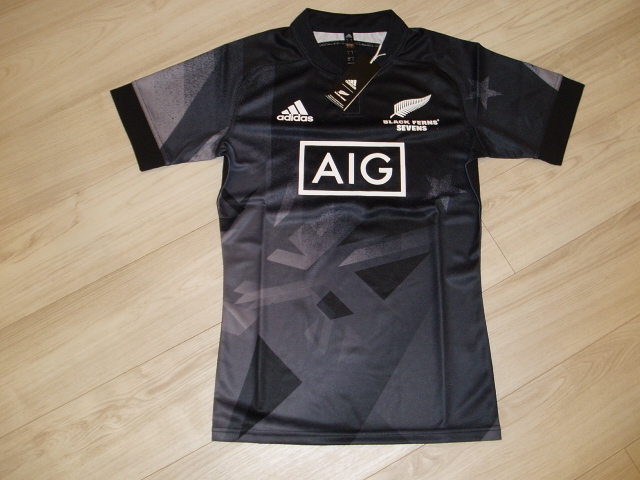 即決！新品★adidas(アディダス)の半袖 Tシャツ【M】 ￥11,000　レプリカジャージー　送料185円～　2/5N10_1