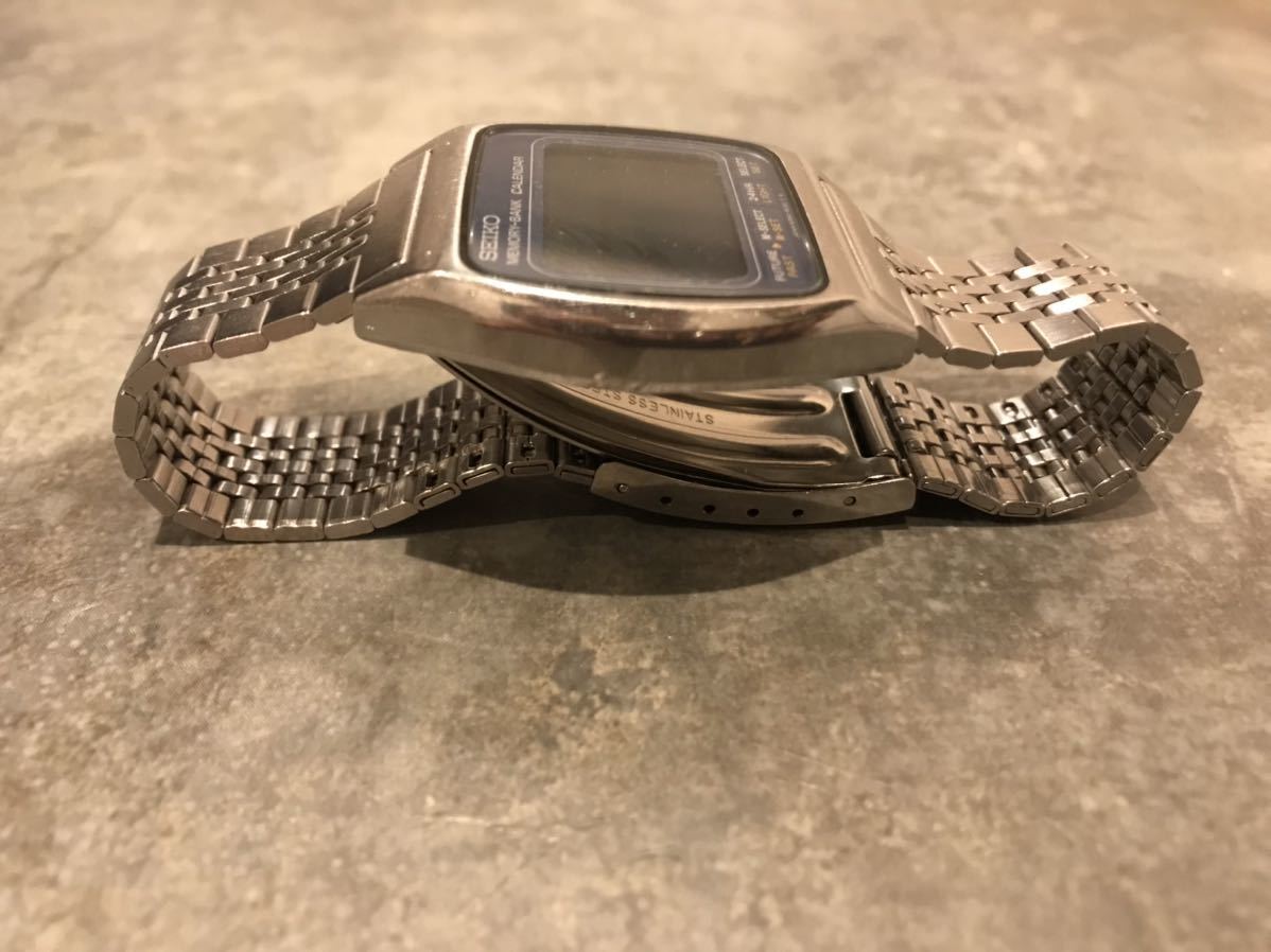 セイコー メモリーバンク カレンダー M354-5020 ブルー 007ボンド系