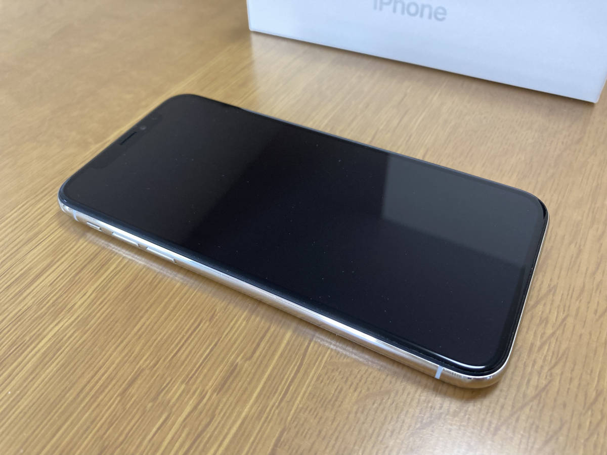 新品，限定セール 【超美品白ロム】iPhoneX 256GB シルバー SIMフリー