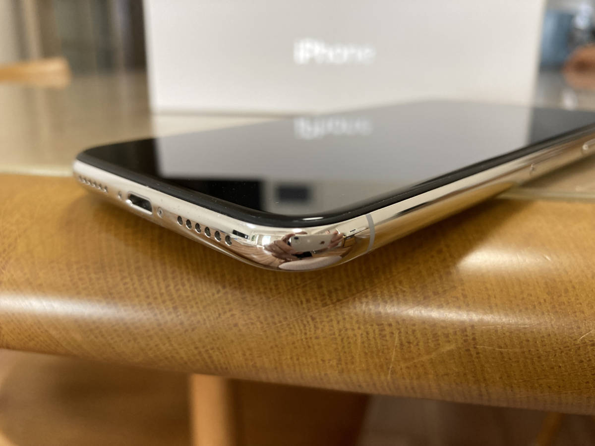 新品，限定セール 【超美品白ロム】iPhoneX 256GB シルバー SIMフリー