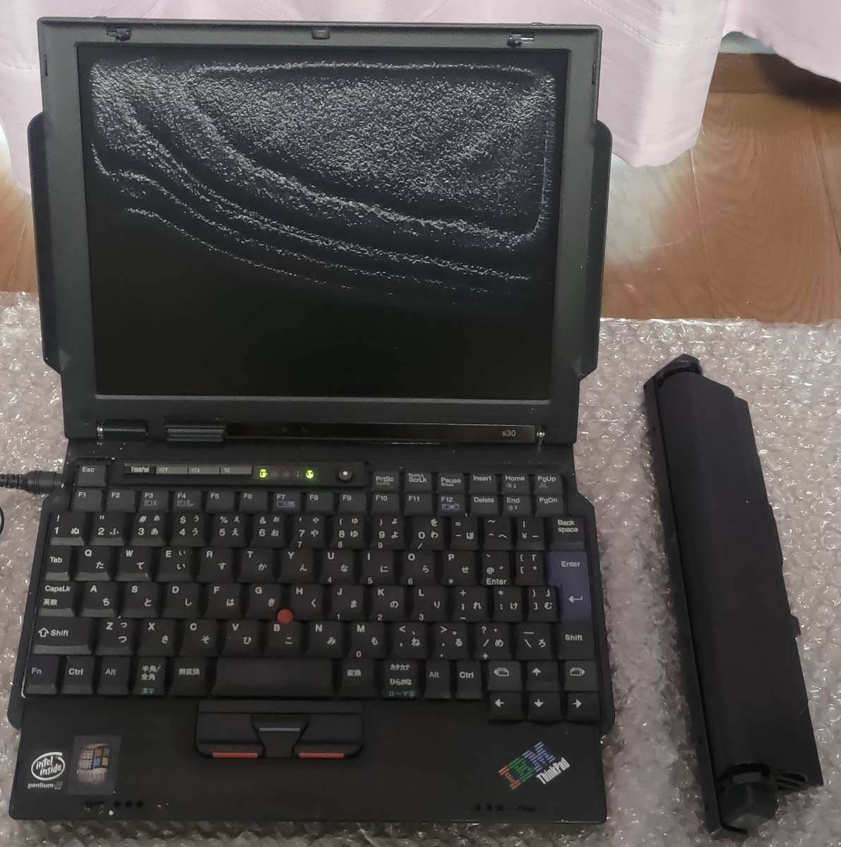 【ジャンク】IBM ThinkPad s30 2639-42J PⅢ600、Win2000、箱、付属品全てあり