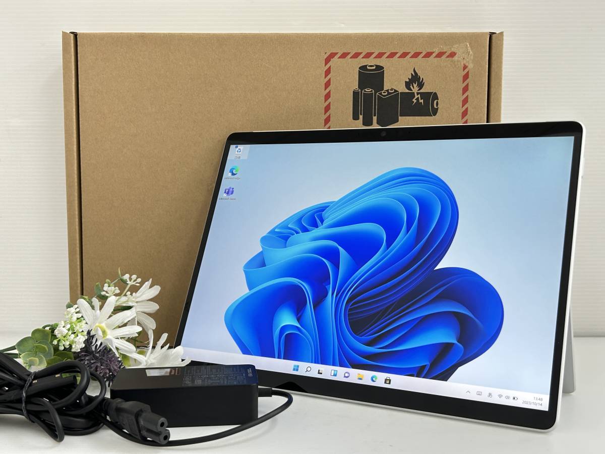 【超美品 13インチ】Microsoft Surface Pro 8 model:1983『Core i5(1145G7) 2.6Ghz/RAM:8GB/SSD:128GB』Wi-Fi Win11 動作品