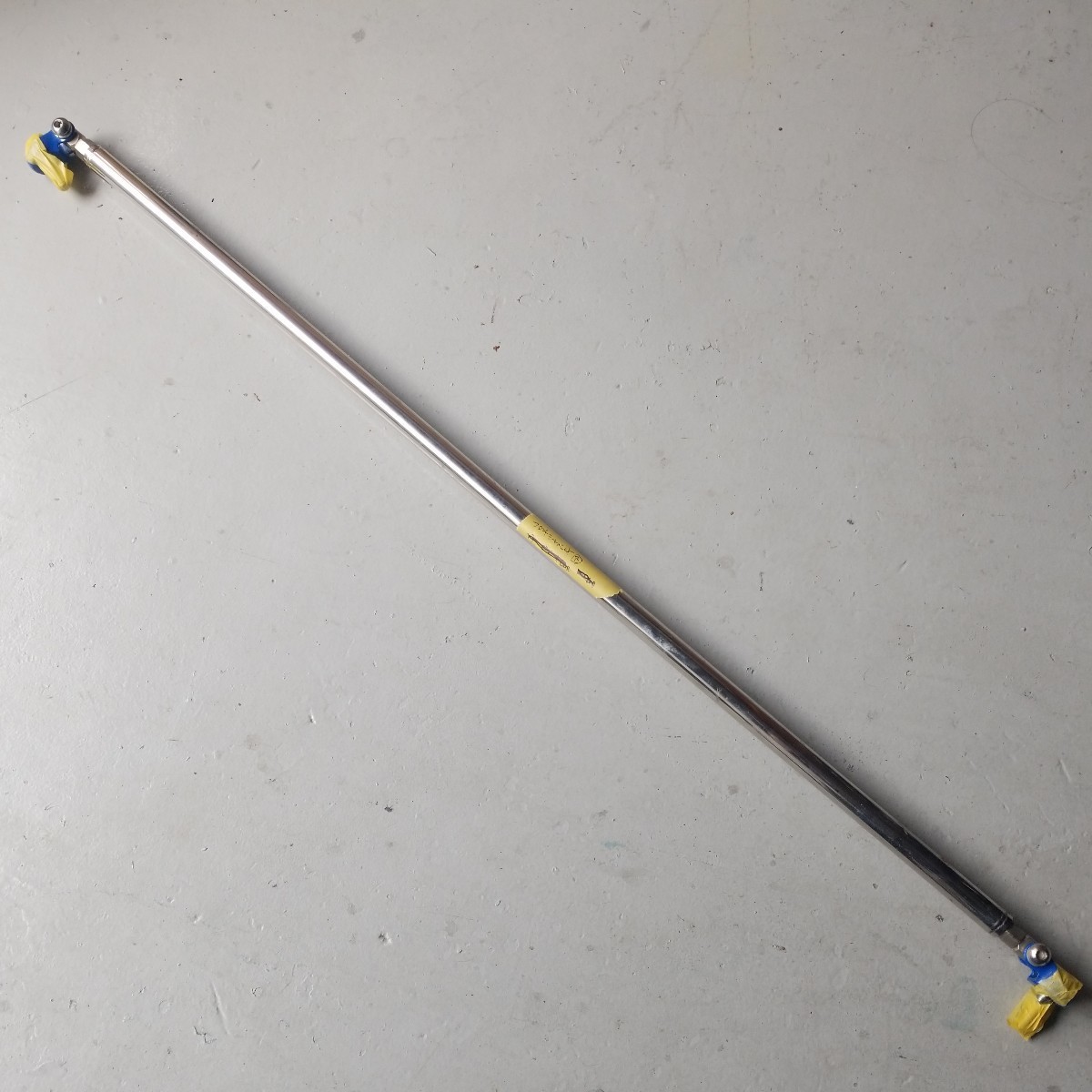 ピラーバー　カワイ製作所　スズキ　エブリィ　エブリイ　エブリー　DA52W 62　　①