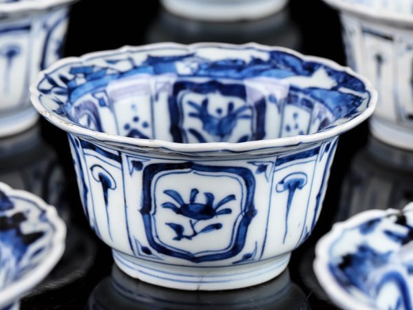 お買い得，限定セール 【流】中国美術 染付芙蓉手向付十客 TO610