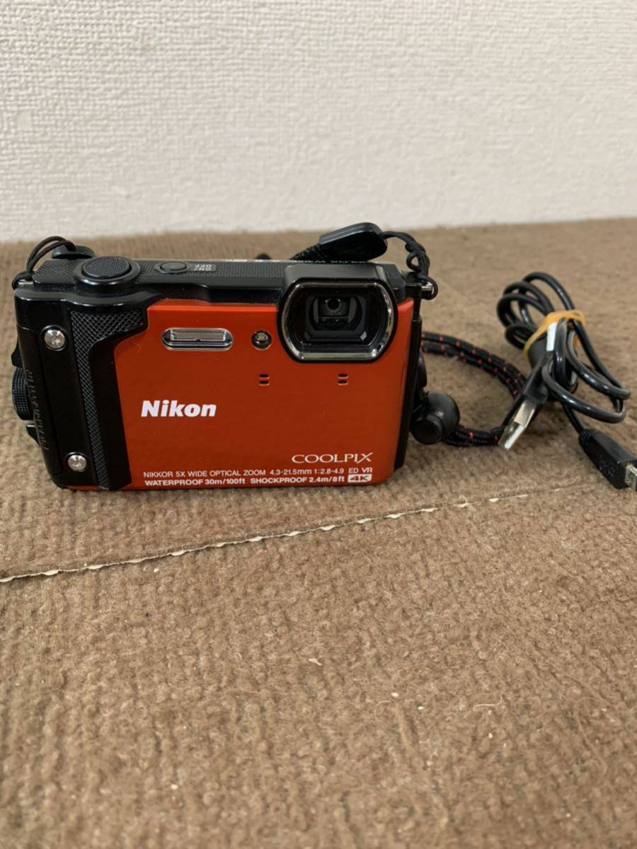 Nikon COOLPIX ワット300 動作ヒツジ裏書き 美品】ニコン Nikon