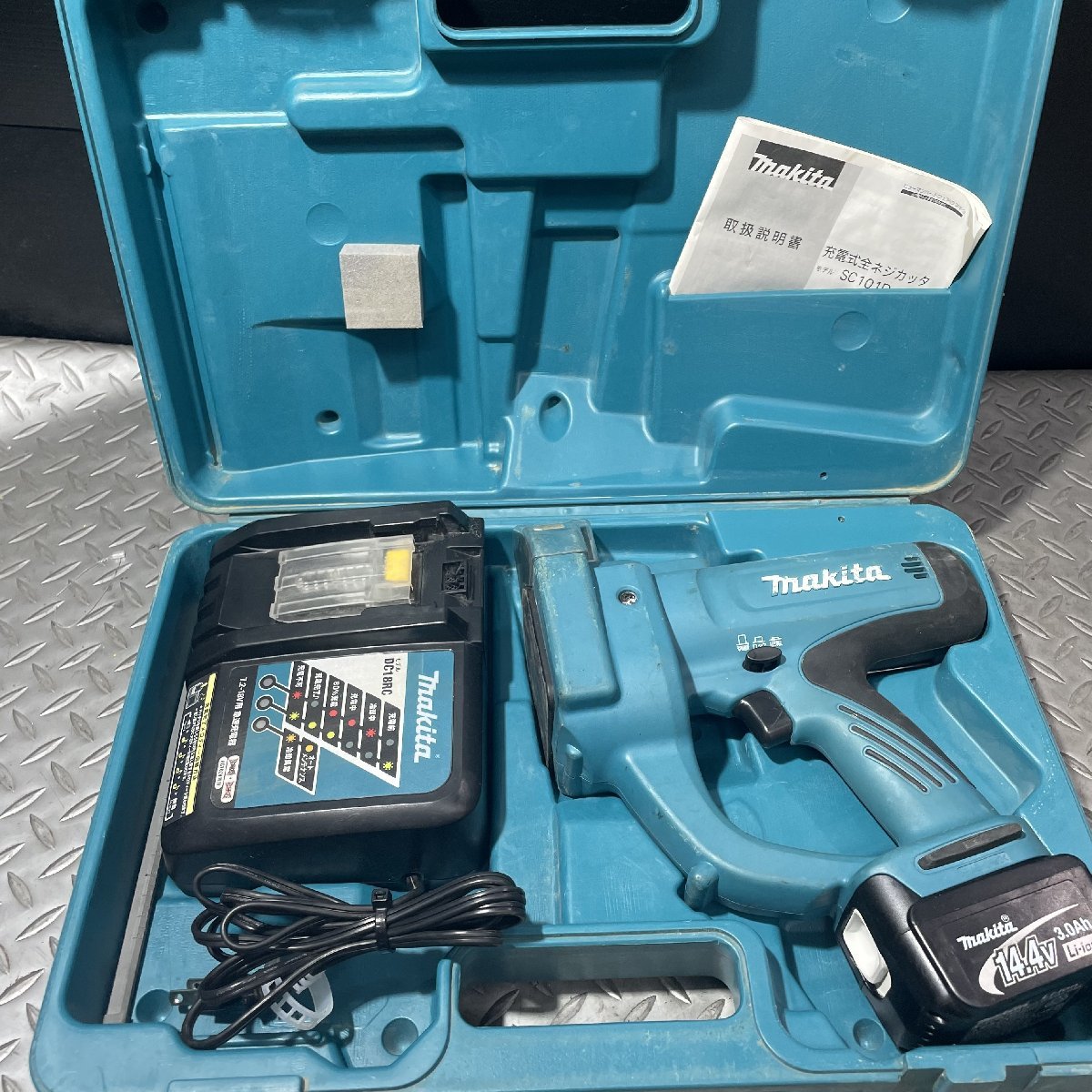 【中古品 / 動作品】マキタ(makita) 14.4V コードレス全ネジカッター SC101DRF 3.0Ahバッテリー付！ W3/8 M10 【格安出品♪】