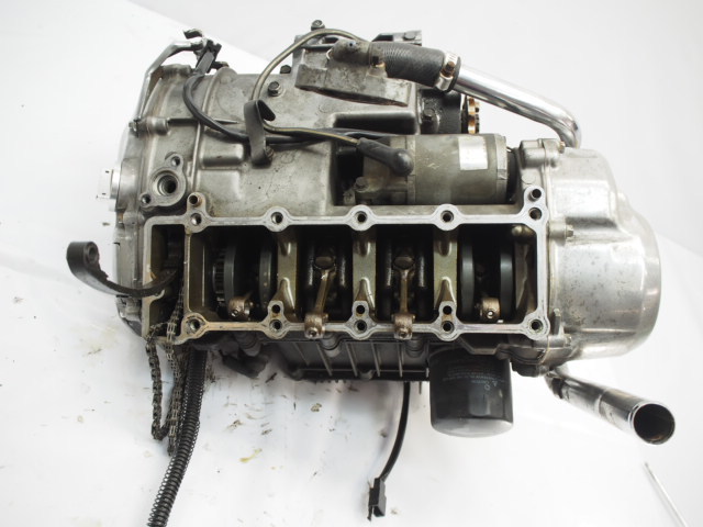 バリオス/2エンジン 腰下 クランクケース ZR250A ZR250Bバリウス
