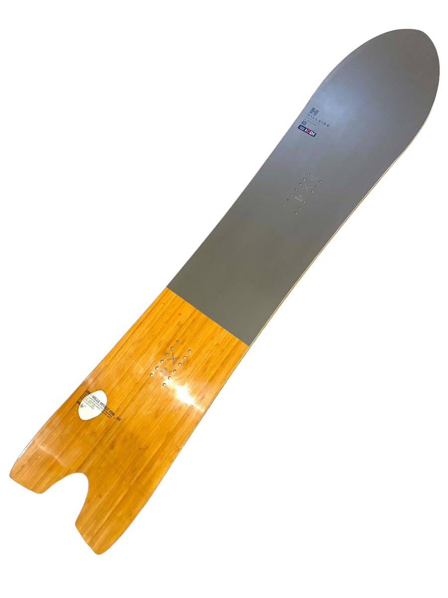 未使用品 21-22 MOSS FIFTY-FIFTY 153センチ 中古 グラトリ最適 21/22 MOSS FIFTY-FIFTY 153cm スノーボード モス