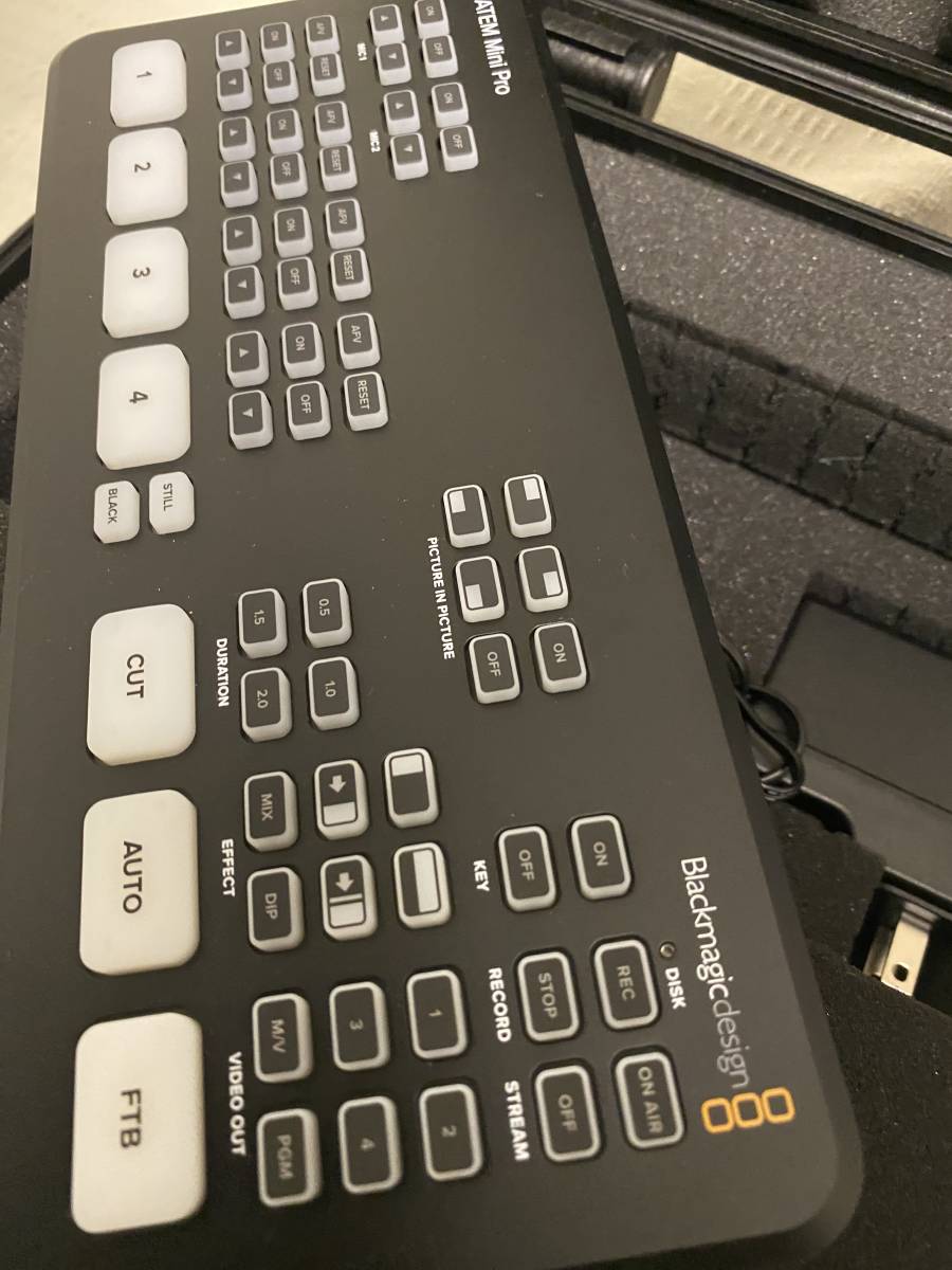 新品同様！ハードケース付！必見！】Blackmagicdesign社製 ATEM Mini  