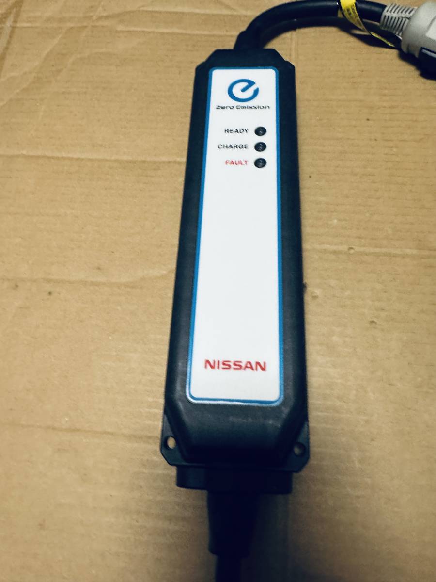 日産リーフ充電ケーブル7.5m 100V用コンセント付 ⑦ 日産純正リーフ