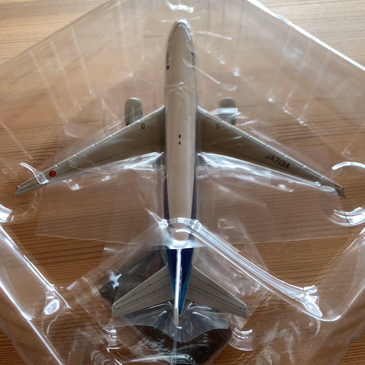 全日空商事 1/400 ANA B777-200 JA713A ANAロゴ NH40022 コレクション